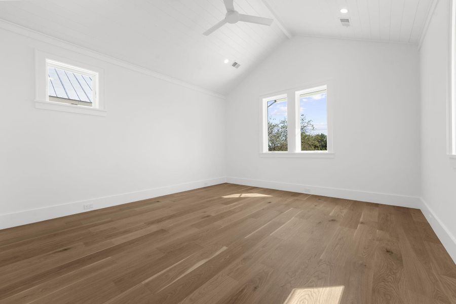 Spacious, unfurnished interior of a new home in , Mount Pleasant (Image 21).