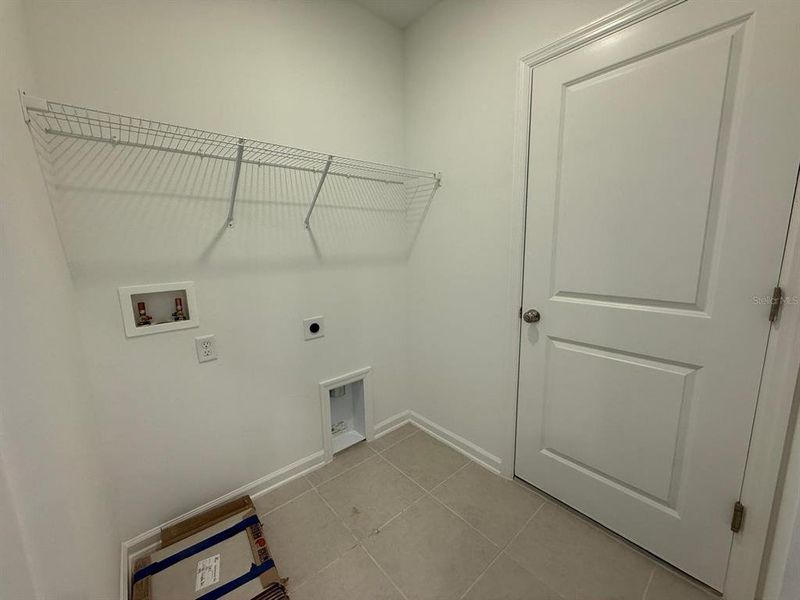 Spacious, unfurnished interior of a new home in , Kissimmee (Image 46).