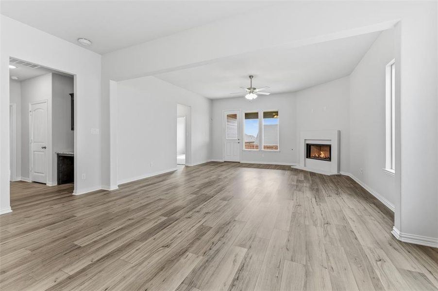 Spacious, unfurnished interior of a new home in Liberty Pointe, Gainesville (Image 18).
