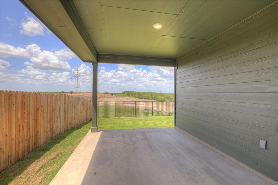 Spacious, unfurnished interior of a new home in Bollinger, Maxwell (Image 20). Spacious, unfurnished interior of a new home in Bollinger, Maxwell (Image 20).
