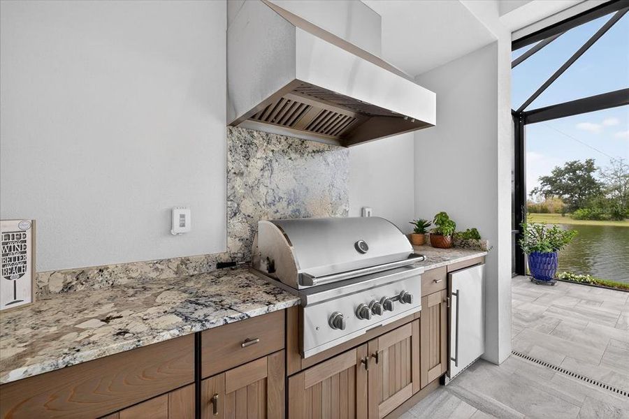 Furnished interior view inside a new home in , Bradenton (Image 68).