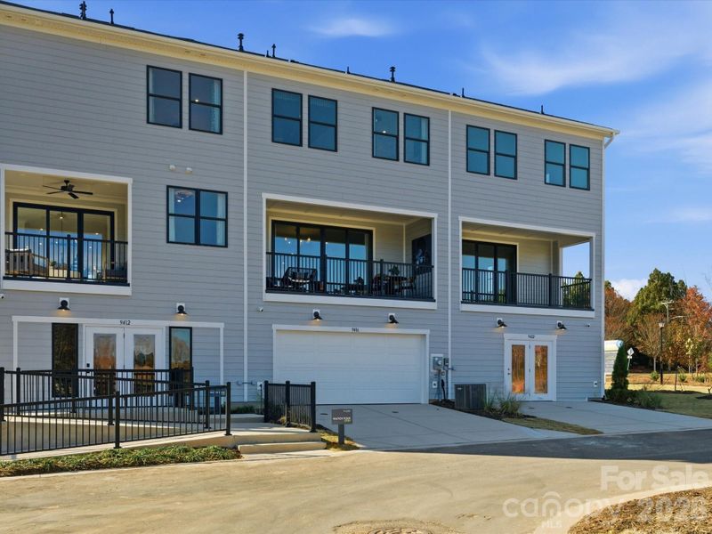 Bloom Plan Model Photo Bloom Plan Model Photo