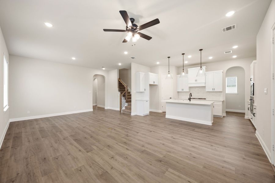 Representative unfurnished interior of a home built from the Peyton III by Cambridge Homes in Lake Park, Rowlett (Image 14).