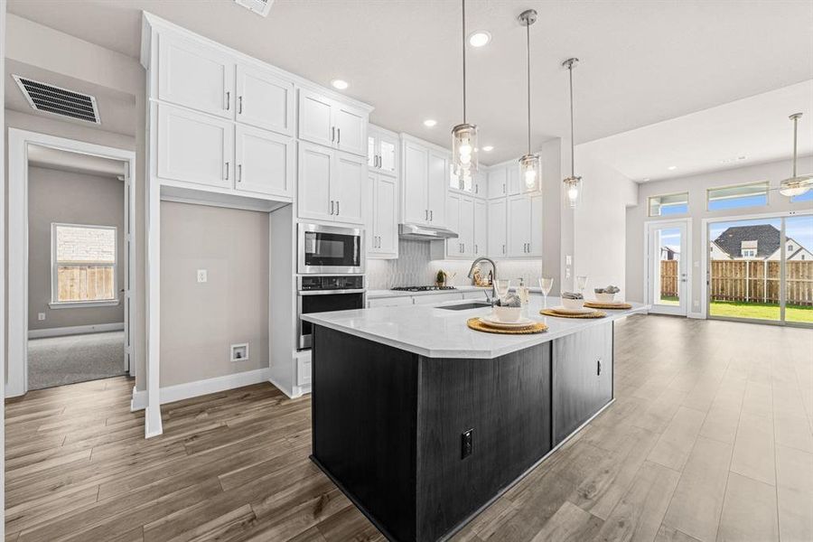 Furnished interior view inside a new home in Sandbrock Ranch, Aubrey (Image 11).