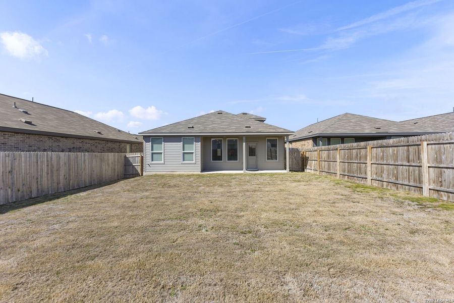 Exterior details and patio area of a home in Grace Valley, Marion (Image 29).