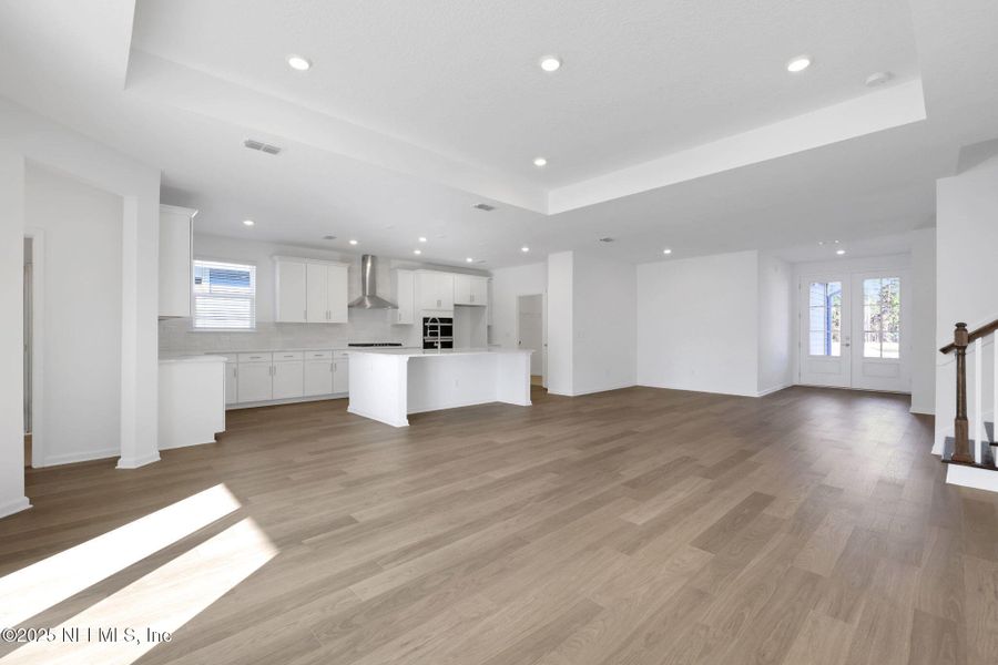 Spacious, unfurnished interior of a new home in Jennings Farm, Middleburg (Image 10). Spacious, unfurnished interior of a new home in Jennings Farm, Middleburg (Image 10).