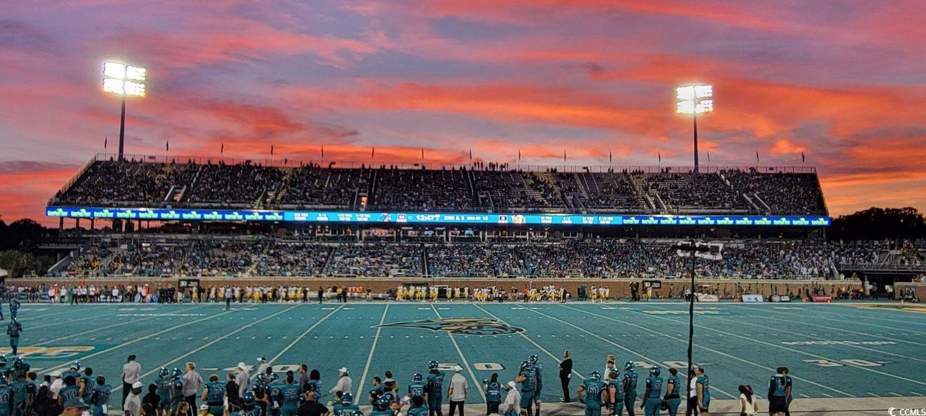 View of surrounding community