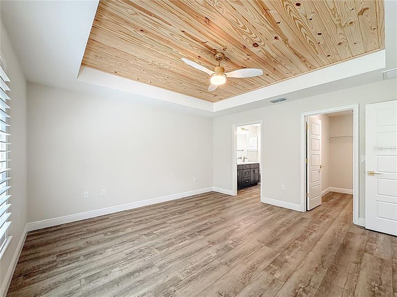 Spacious, unfurnished interior of a new home in , Ocala (Image 43).