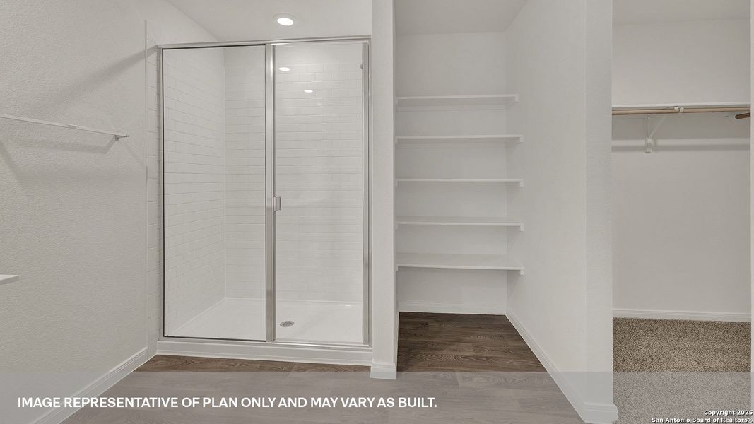 Spacious, unfurnished interior of a new home in Trace, San Marcos (Image 27). Spacious, unfurnished interior of a new home in Trace, San Marcos (Image 27).