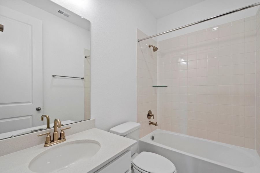 Note: Sample product photo. Actual exterior and interior selections may vary by homesite. Photo may be virtually staged Note: Sample product photo. Actual exterior and interior selections may vary by homesite. Photo may be virtually staged