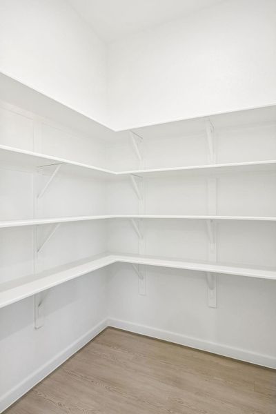 Spacious, unfurnished interior of a new home in Crosby Farms, Crosby (Image 14).