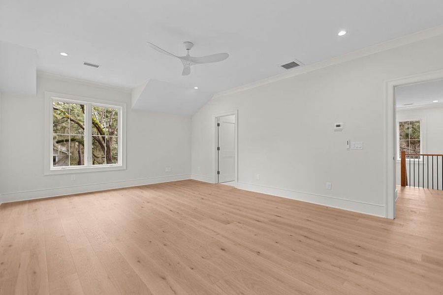 Spacious, unfurnished interior of a new home in , Seabrook Island (Image 36).