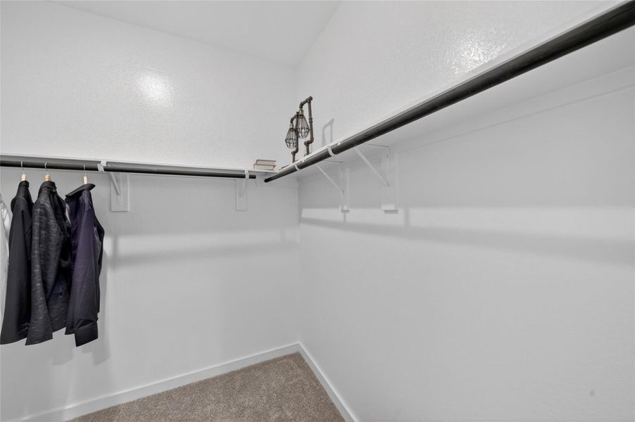 Image 33 of a home in .
