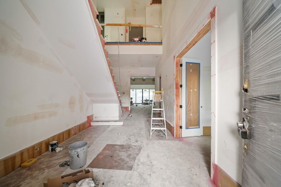 Welcome to your new home! The 2-story foyer offers tons of natural light!