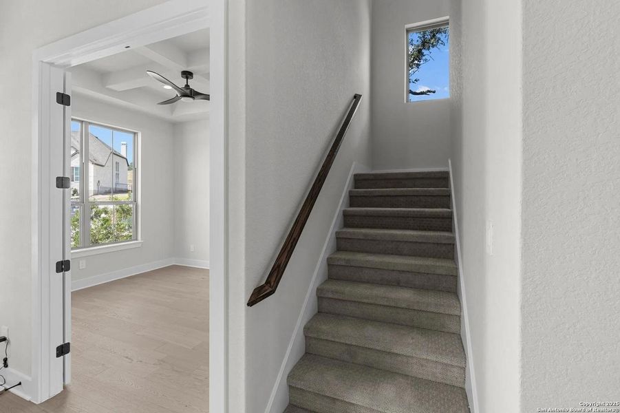 Image 39 of a home in Esperanza - 70'.