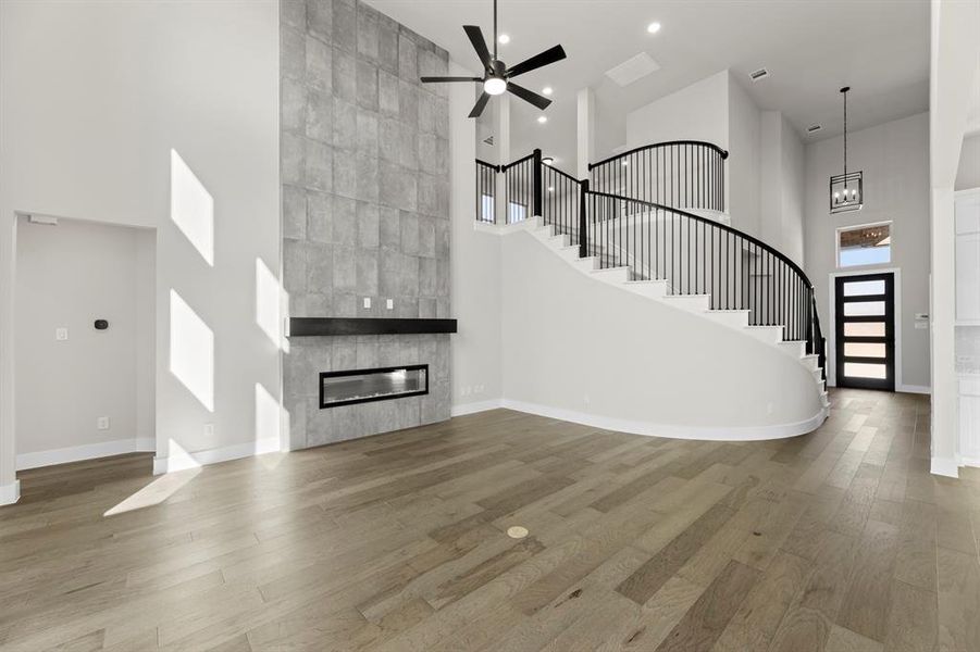 08. 2413 Haley - Family (3) 08. 2413 Haley - Family (3)