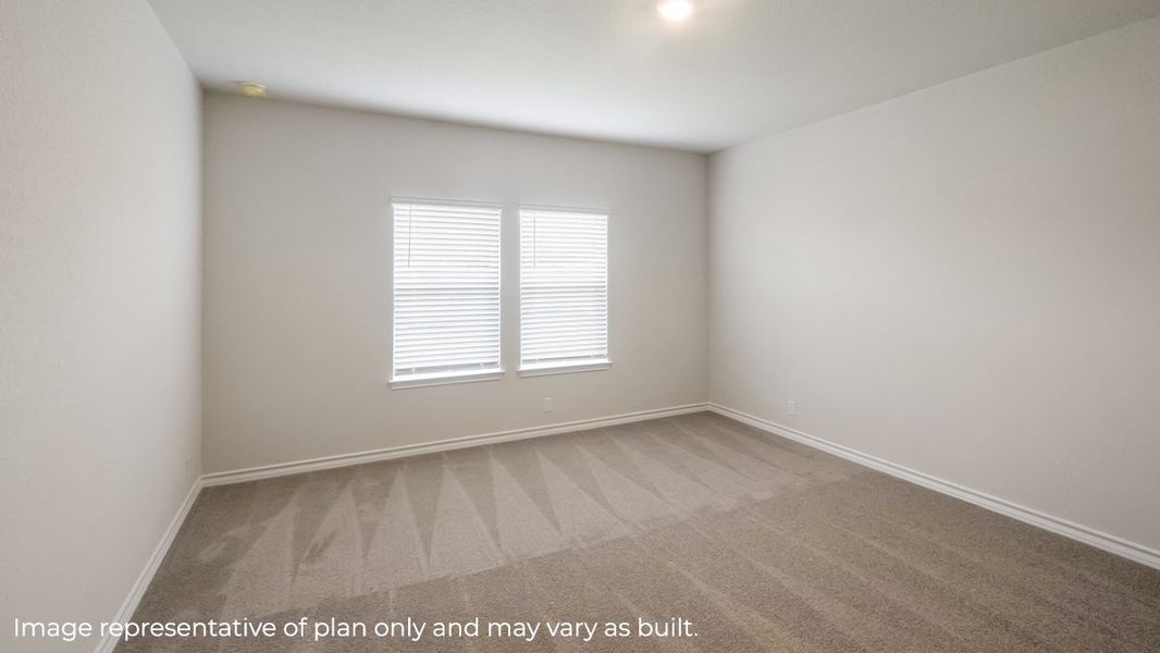 Spacious, unfurnished interior of a new home in Brookstone Creek, San Antonio (Image 13).