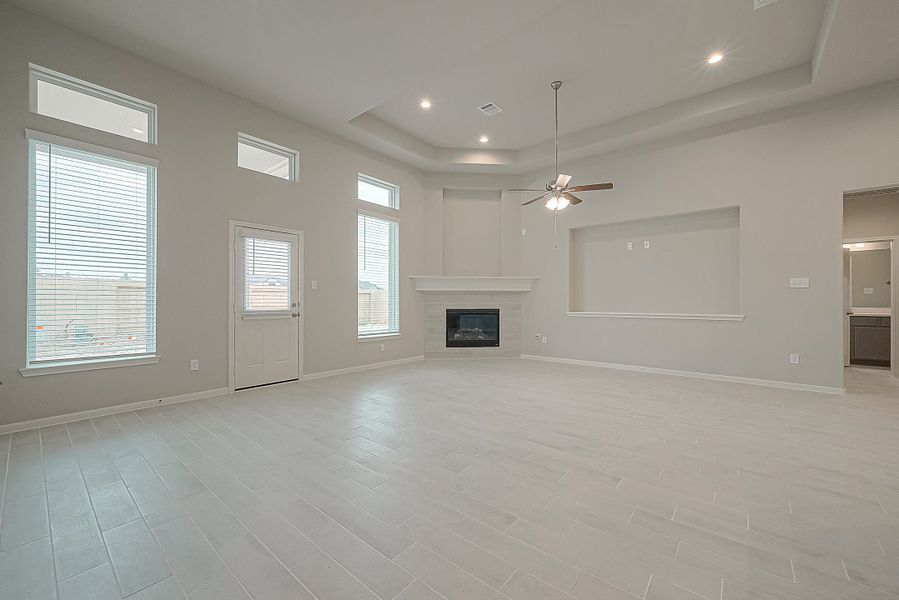 Representative unfurnished interior of a home built from the Floor Plan 1830 by Colina Homes in Grand Magnolia, Magnolia (Image 23). Representative unfurnished interior of a home built from the Floor Plan 1830 by Colina Homes in Grand Magnolia, Magnolia (Image 23).