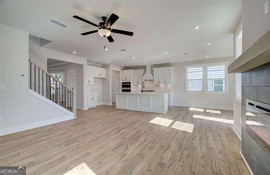 Spacious, unfurnished interior of a new home in The Paddocks at Doc Hughes, Buford (Image 22).