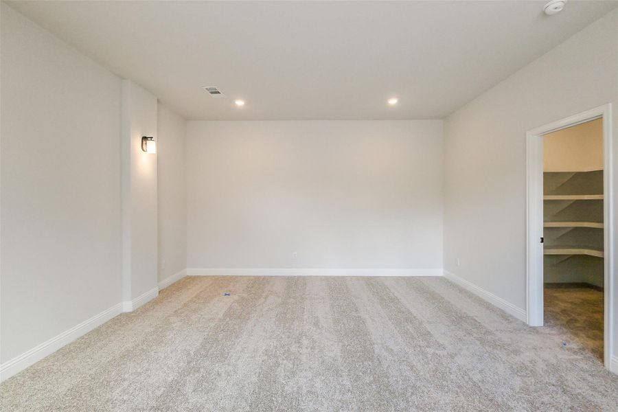 Spacious, unfurnished interior of a new home in Evergreen 70', Conroe (Image 25). Spacious, unfurnished interior of a new home in Evergreen 70', Conroe (Image 25).