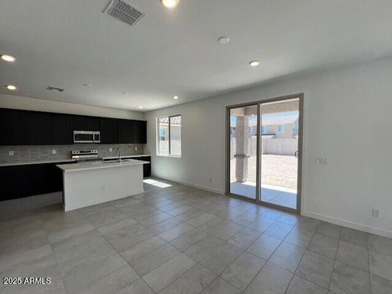 BR35 lot 124 Kitchen GR