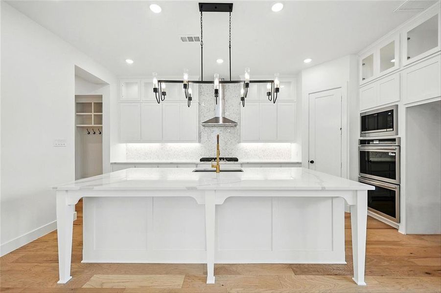 3805Composition510A002 3805Composition510A002