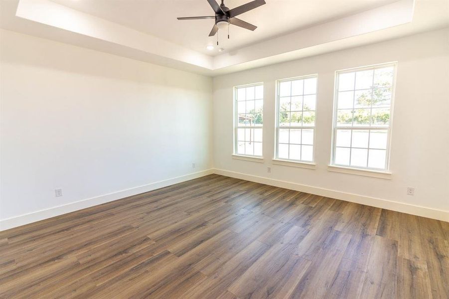 Spacious, unfurnished interior of a new home in , Post Oak Bend (Image 13).