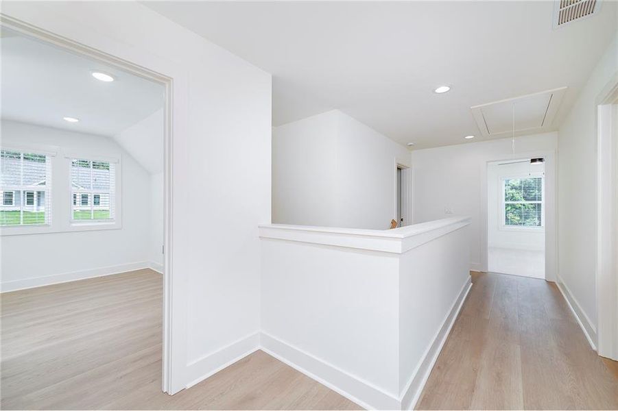 Spacious, unfurnished interior of a new home in , Gainesville (Image 21).