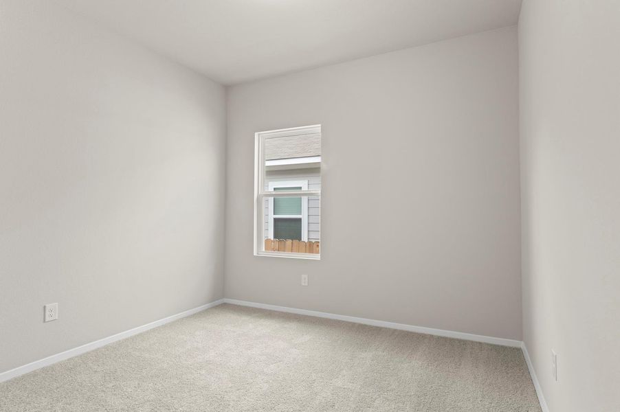 Spacious, unfurnished interior of a new home in Cloverleaf, Austin (Image 22).