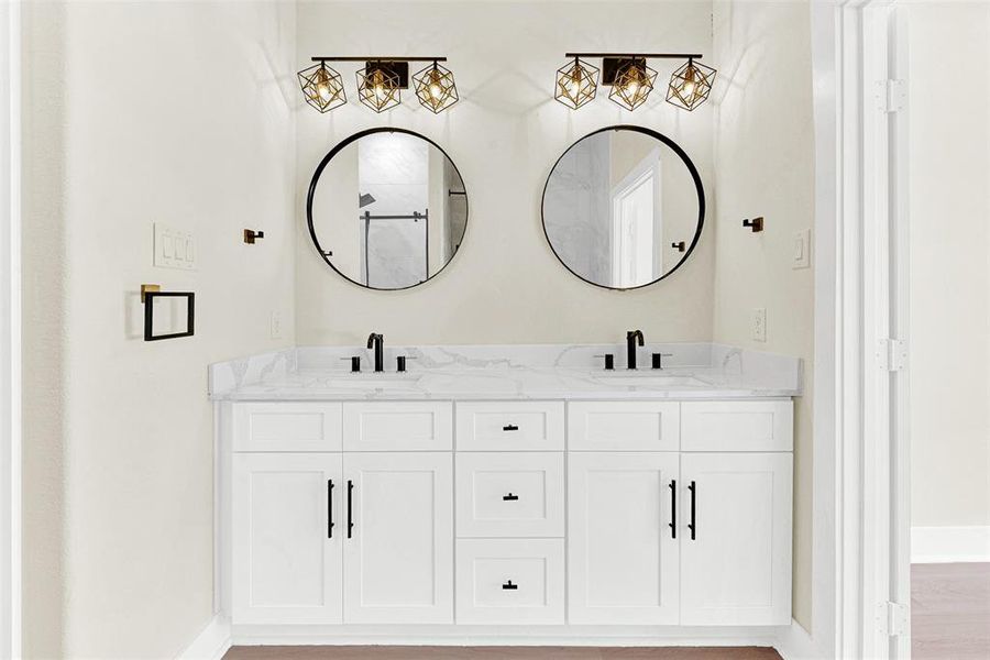 Primary Ensuite Bath