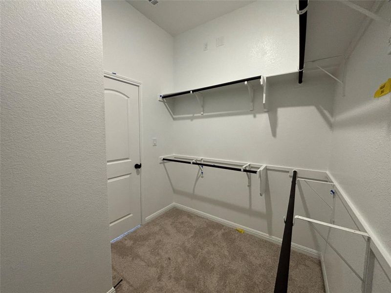 Spacious, unfurnished interior of a new home in Cannon Ranch 40s, Dripping Springs (Image 25).