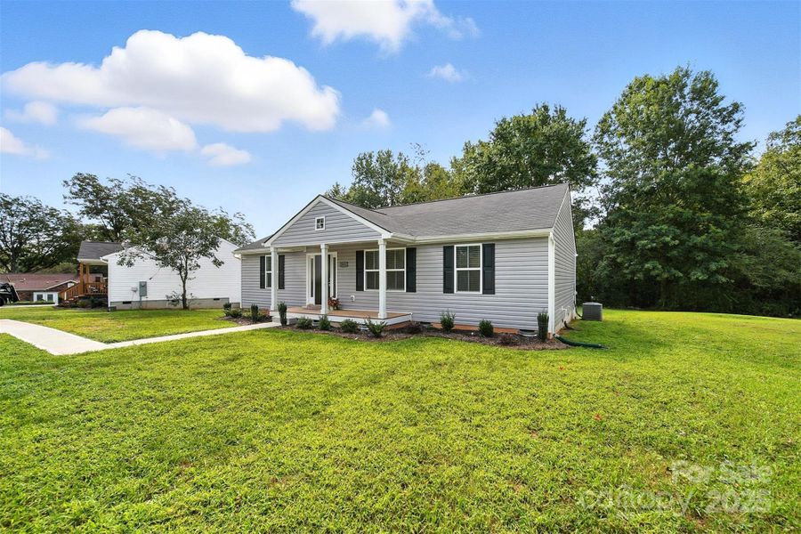 Image 37 of a home in .