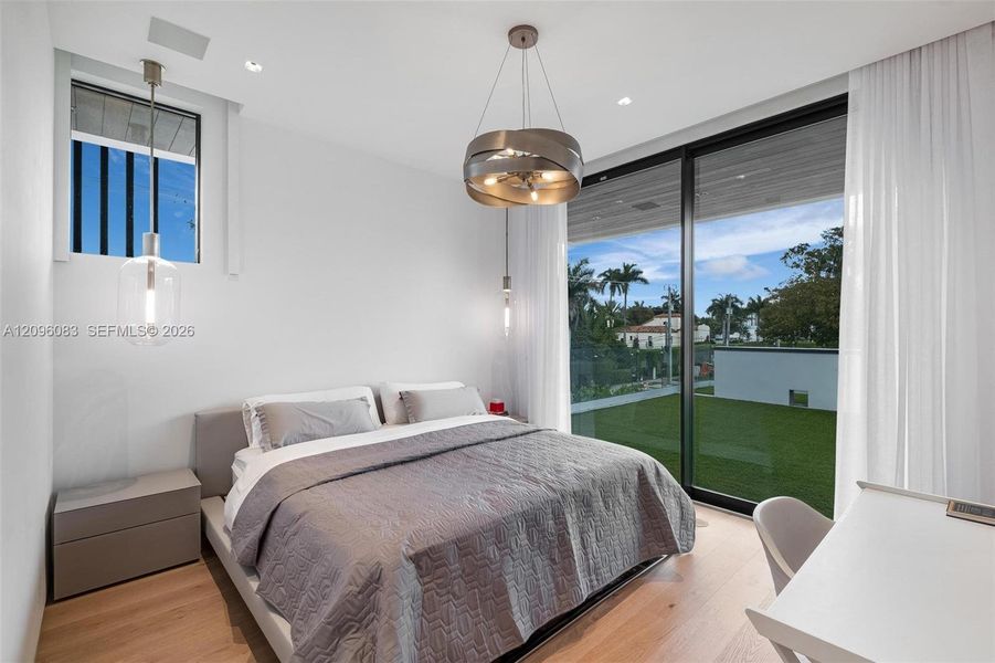 Furnished interior view inside a new home in , Miami Beach (Image 33).