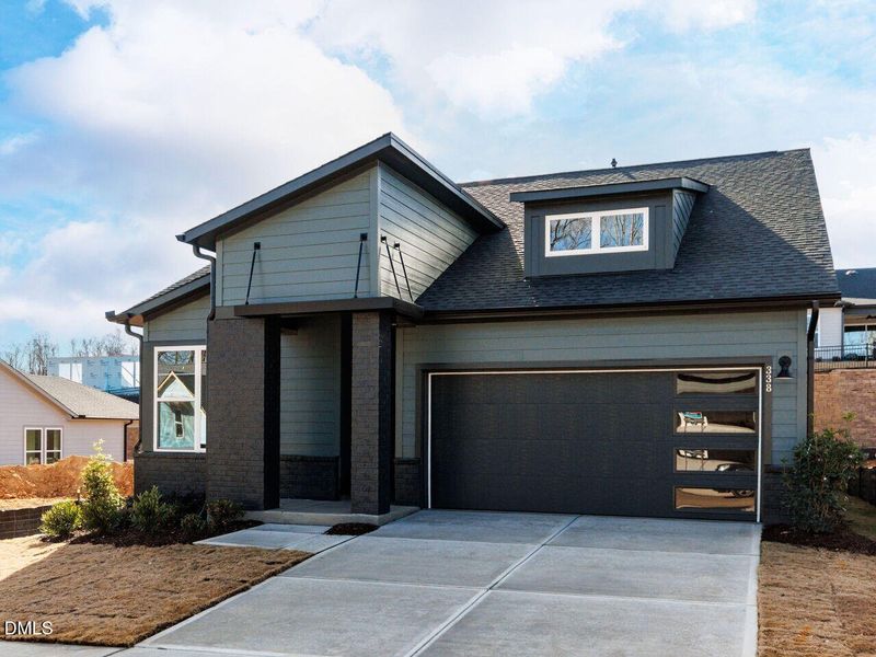 032-1280x960-exterior