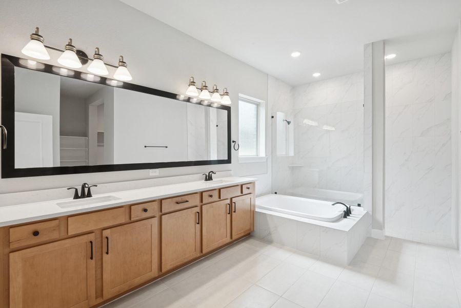 Furnished interior view inside a new home in Meridiana 55' Homesites, Manvel (Image 6).