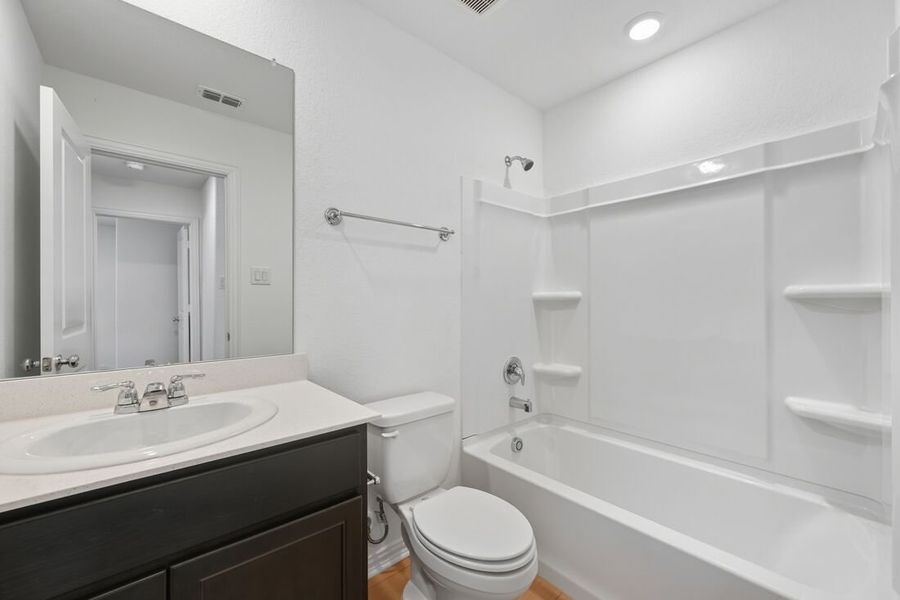 Furnished interior view inside a new home in River Ridge, Crandall (Image 12). Furnished interior view inside a new home in River Ridge, Crandall (Image 12).