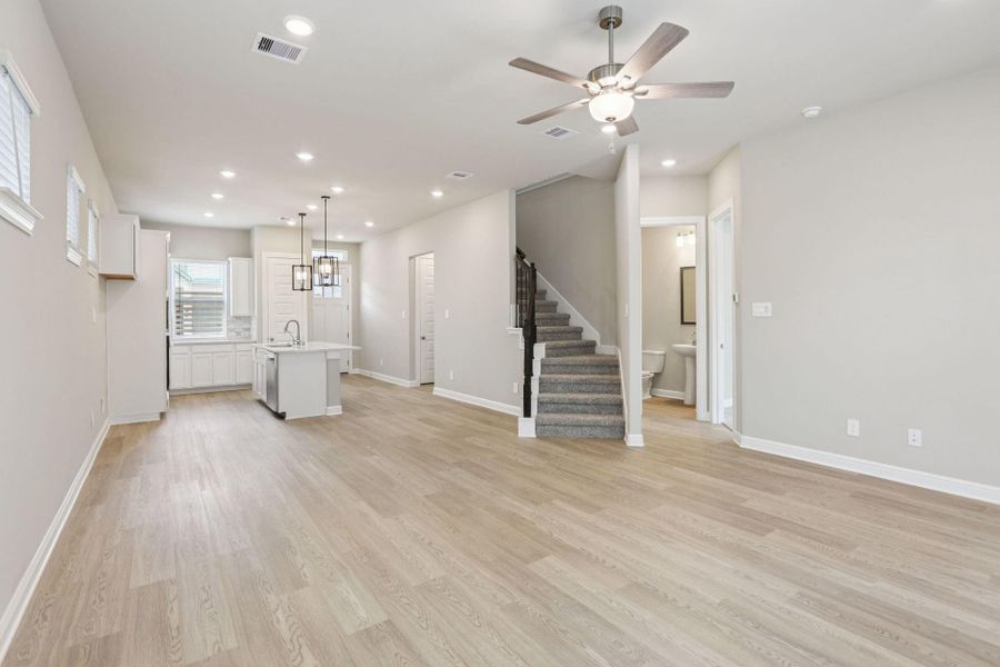 Spacious, unfurnished interior of a new home in Kemah Crossing - Luxe Series, Kemah (Image 36). Spacious, unfurnished interior of a new home in Kemah Crossing - Luxe Series, Kemah (Image 36).