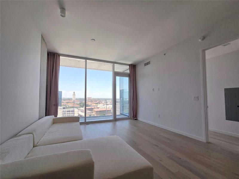 Furnished interior view inside a new home in , Austin (Image 13).