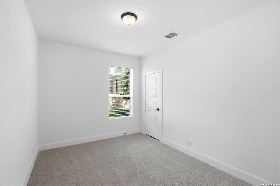 Spacious, unfurnished interior of a new home in Centero at Stone Oak, San Antonio (Image 21). Spacious, unfurnished interior of a new home in Centero at Stone Oak, San Antonio (Image 21).