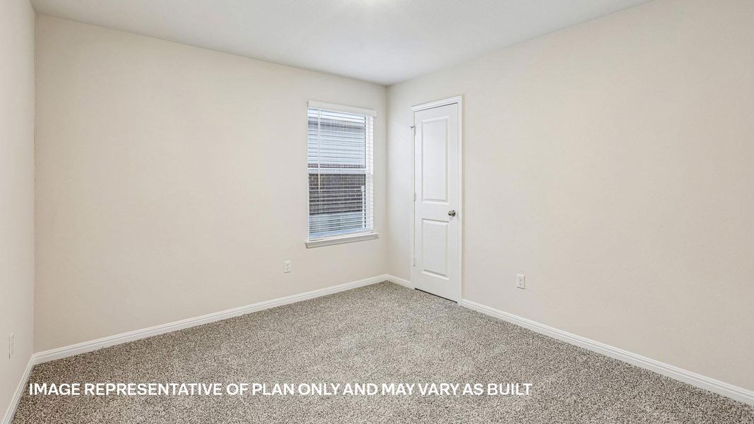 Spacious, unfurnished interior of a new home in Thunder Rock, Marble Falls (Image 34).