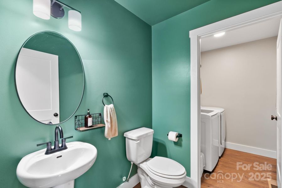 Powder Room / Guest Bath has a door beyond that leads to your laundry room! Powder Room / Guest Bath has a door beyond that leads to your laundry room!