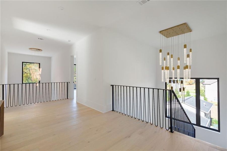Spacious, unfurnished interior of a new home in , Atlanta (Image 19).