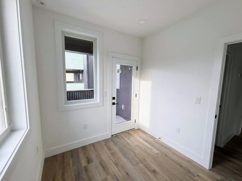 Spacious, unfurnished interior of a new home in , Austin (Image 13).