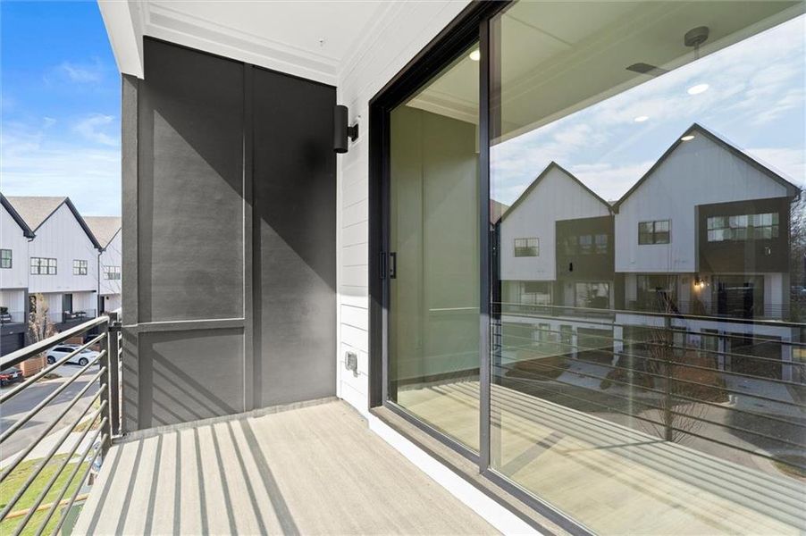 Exterior details and patio area of a home in , Alpharetta (Image 3).