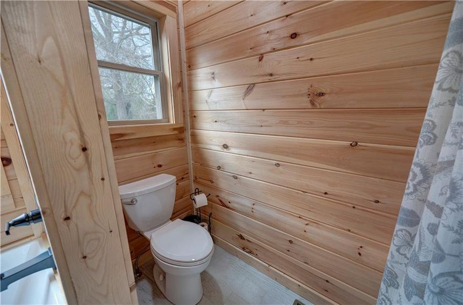 Image 84 of a home in .