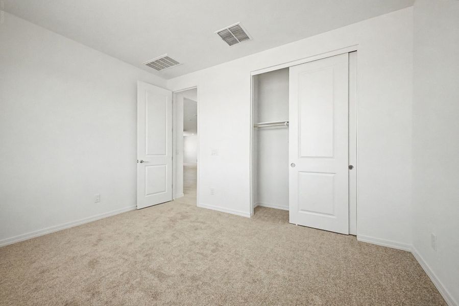 Spacious, unfurnished interior of a new home in White Tank Vistas, Waddell (Image 12). Spacious, unfurnished interior of a new home in White Tank Vistas, Waddell (Image 12).