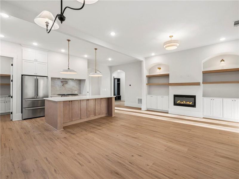 Furnished interior view inside a new home in , Gainesville (Image 10).