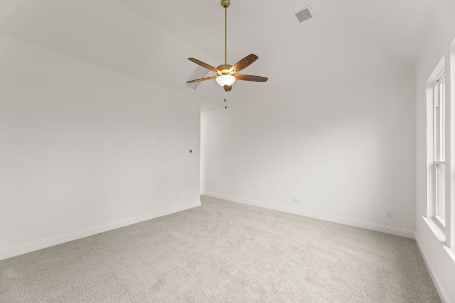 Representative unfurnished interior of a home built from the The Whitney by UnionMain Homes in Cambridge Crossing, Celina (Image 42).