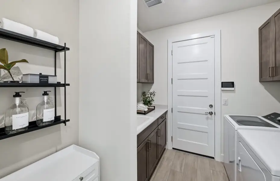Representative furnished interior of a home built from the Concord by Del Webb in Del Webb Explore North River Ranch, Parrish (Image 7).