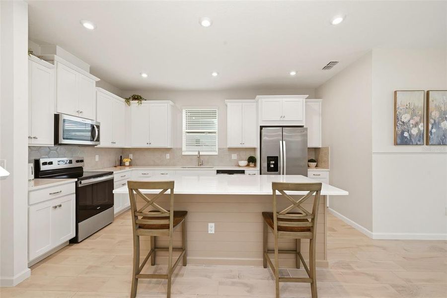 Furnished interior view inside a new home in Meadowlark Landing, Apopka (Image 38). Furnished interior view inside a new home in Meadowlark Landing, Apopka (Image 38).